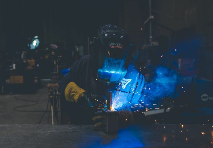 home-11-text-bg home-11-text-bg